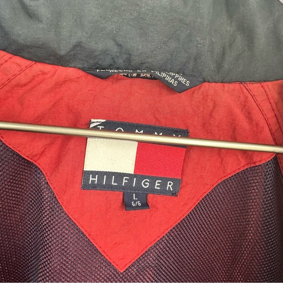 Vintage Y2K Tommy Hilfiger Red Windbreaker Jacket Size Large Early 2000s - Picture 7 of 12